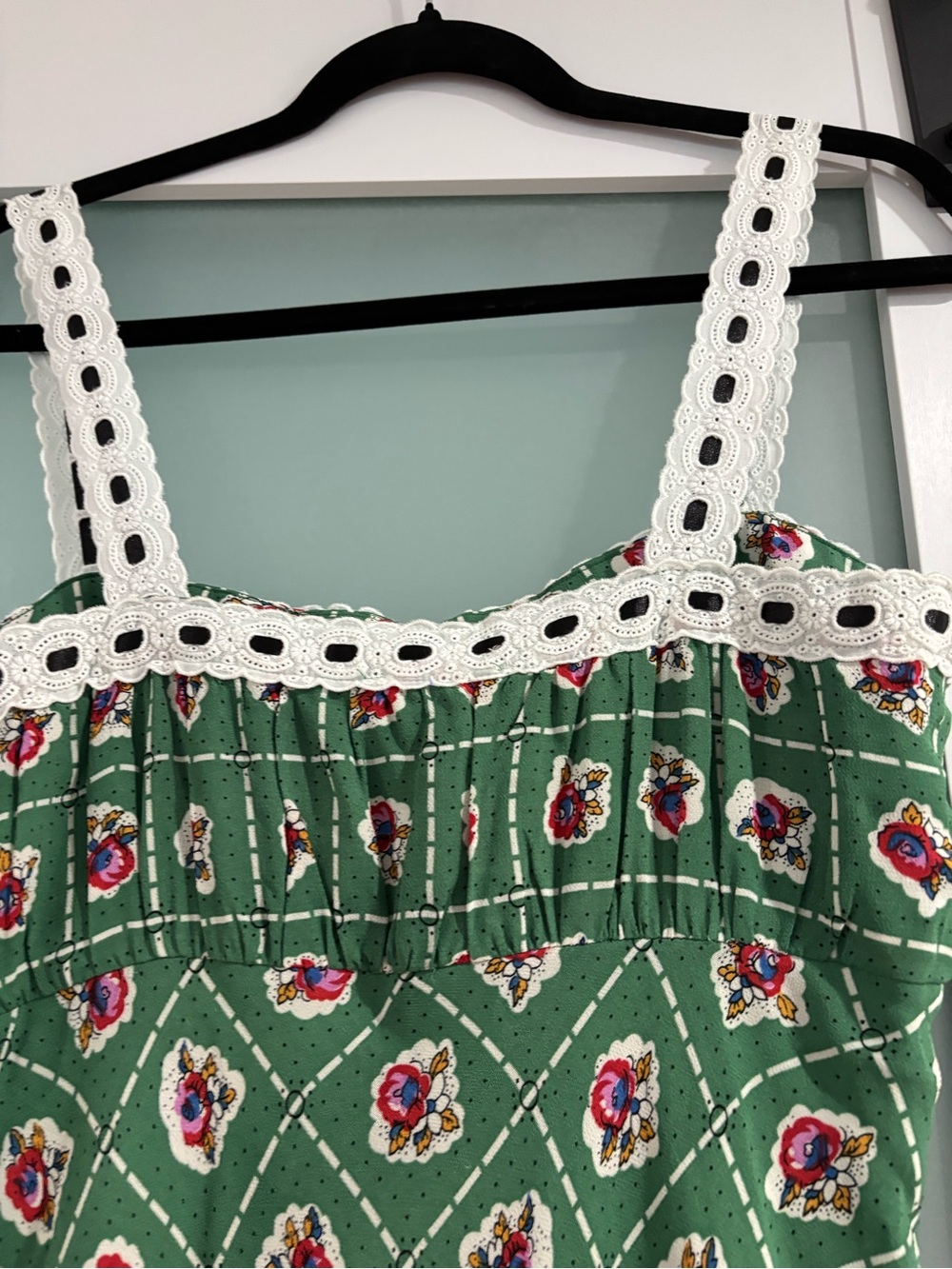 WAYF. Green Patterned Midi Dress with Contrast Trim - Picture 9 of 16